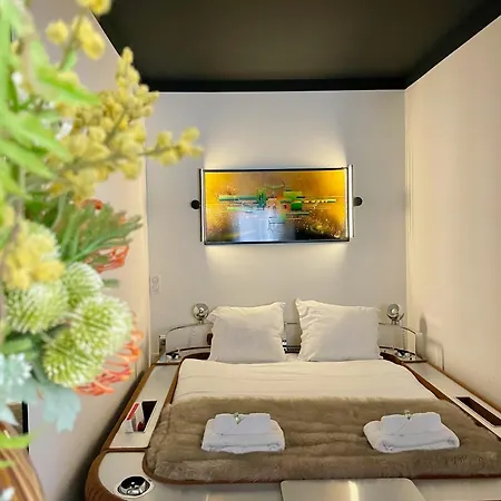 Appartamento L'italien Rétro à Deux Pas Des Halles, Clim, Wifi